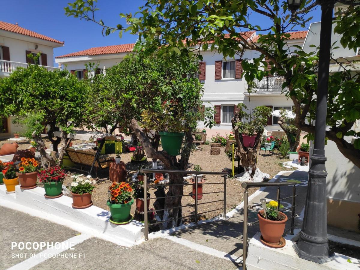 Katerina Apartments Kokkari Luaran gambar